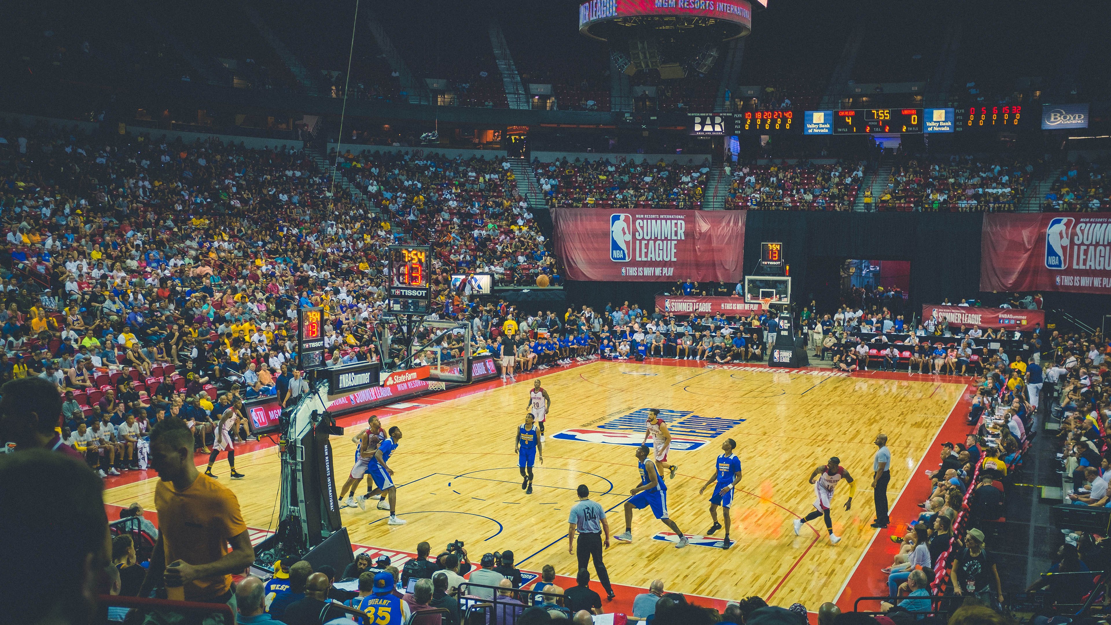 爱游戏平台-职业联赛推动主场城市定制口号提升归属感，职规赛标语